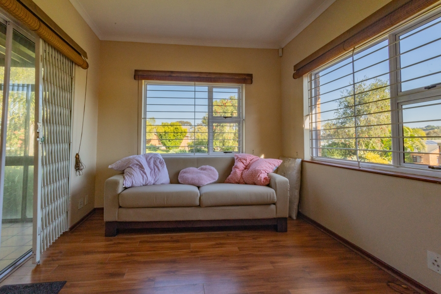 3 Bedroom Property for Sale in Kenridge Western Cape
